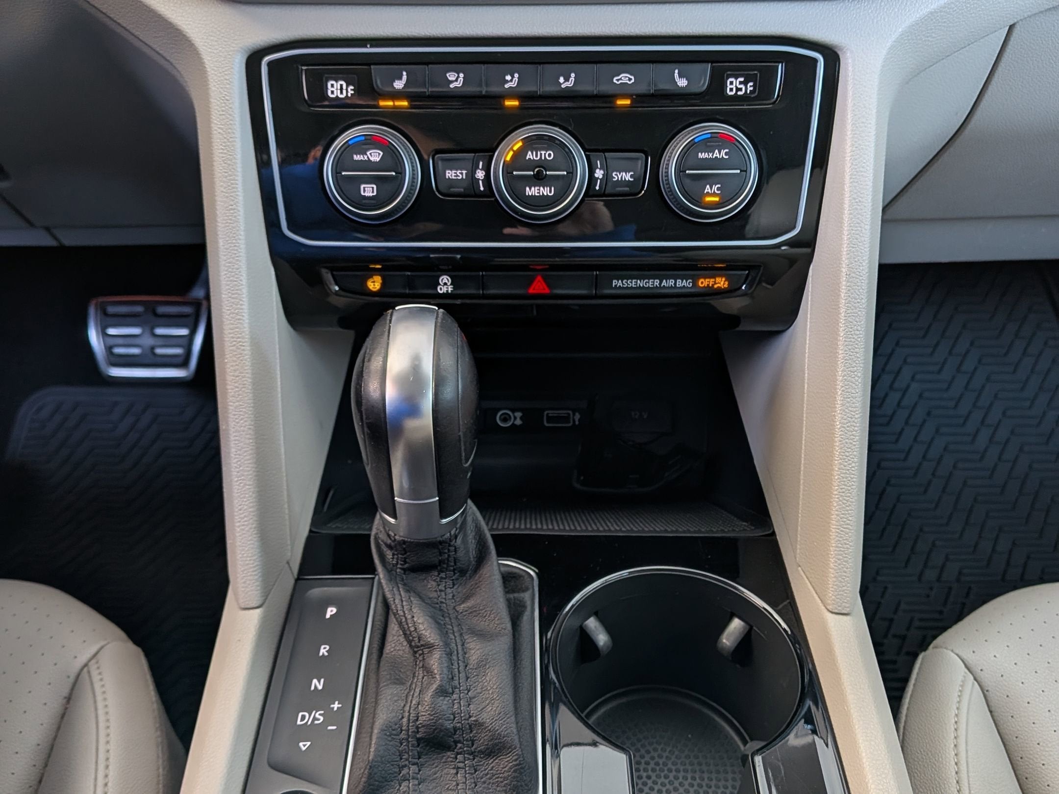 2019 Volkswagen Atlas 3.6L V6 SEL R-Line