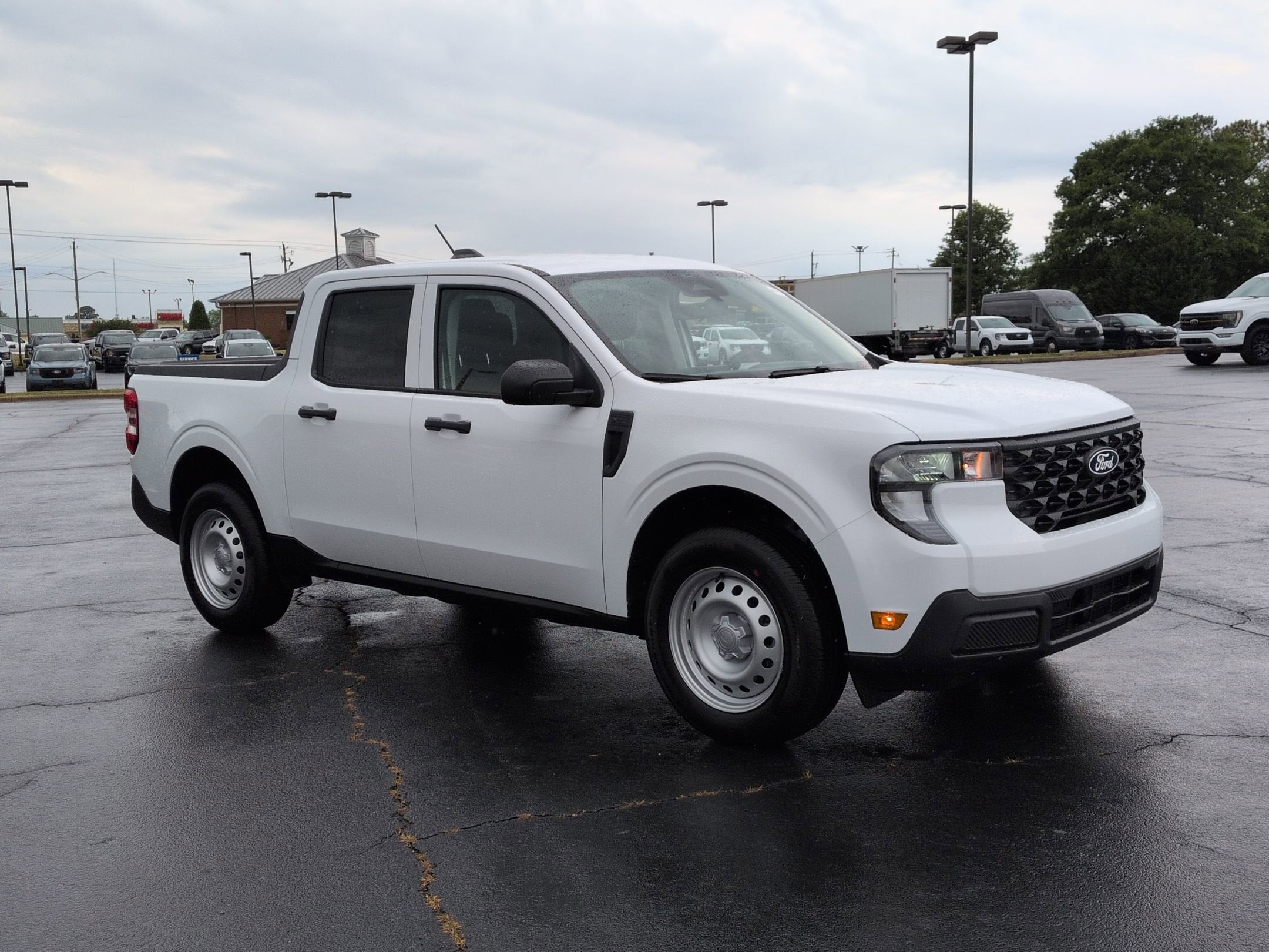 2026 Ford Maverick XL