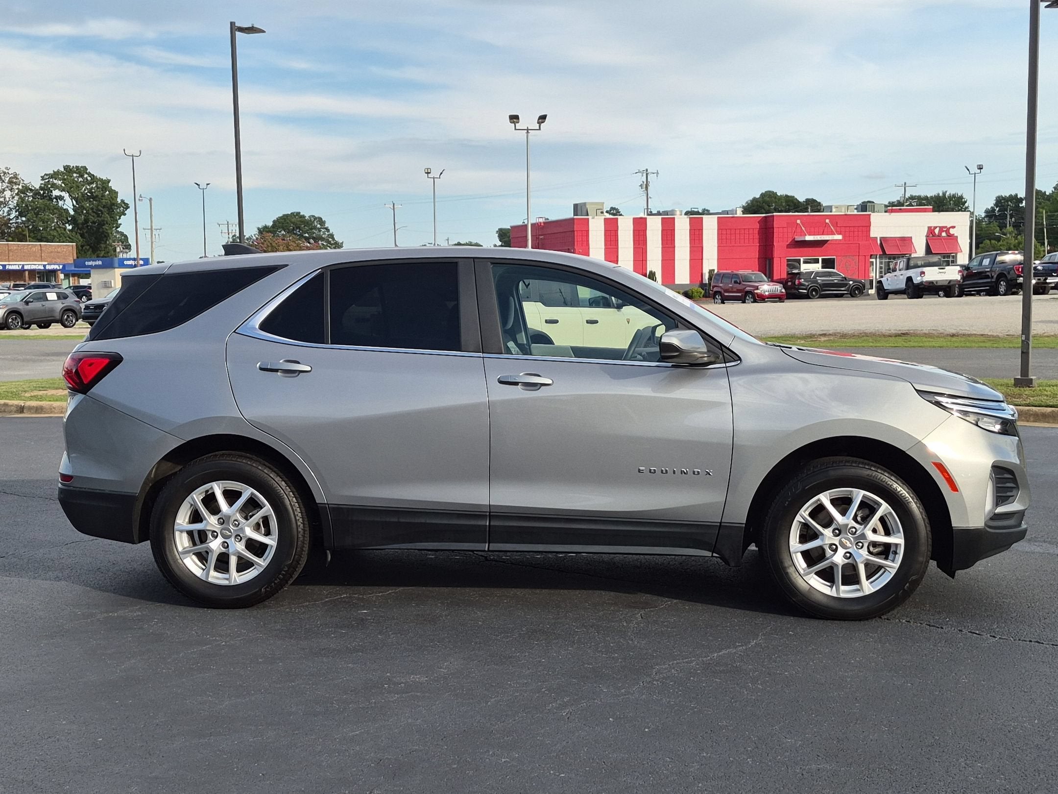 2024 Chevrolet Equinox LT