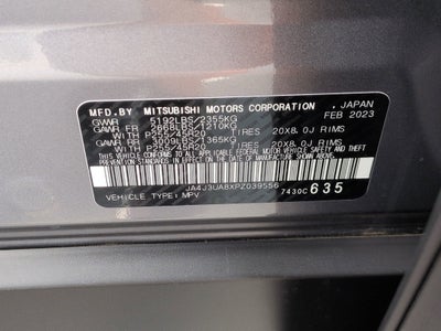 2023 Mitsubishi Outlander SE