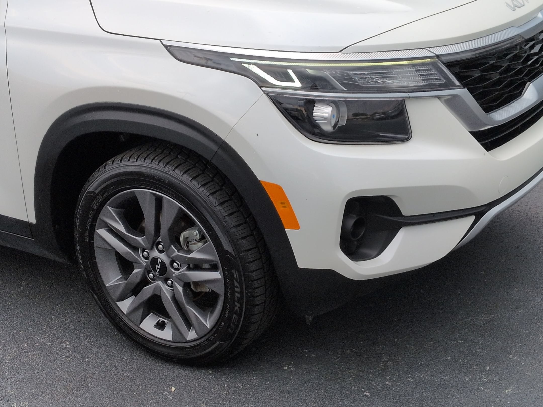 2023 Kia Seltos S