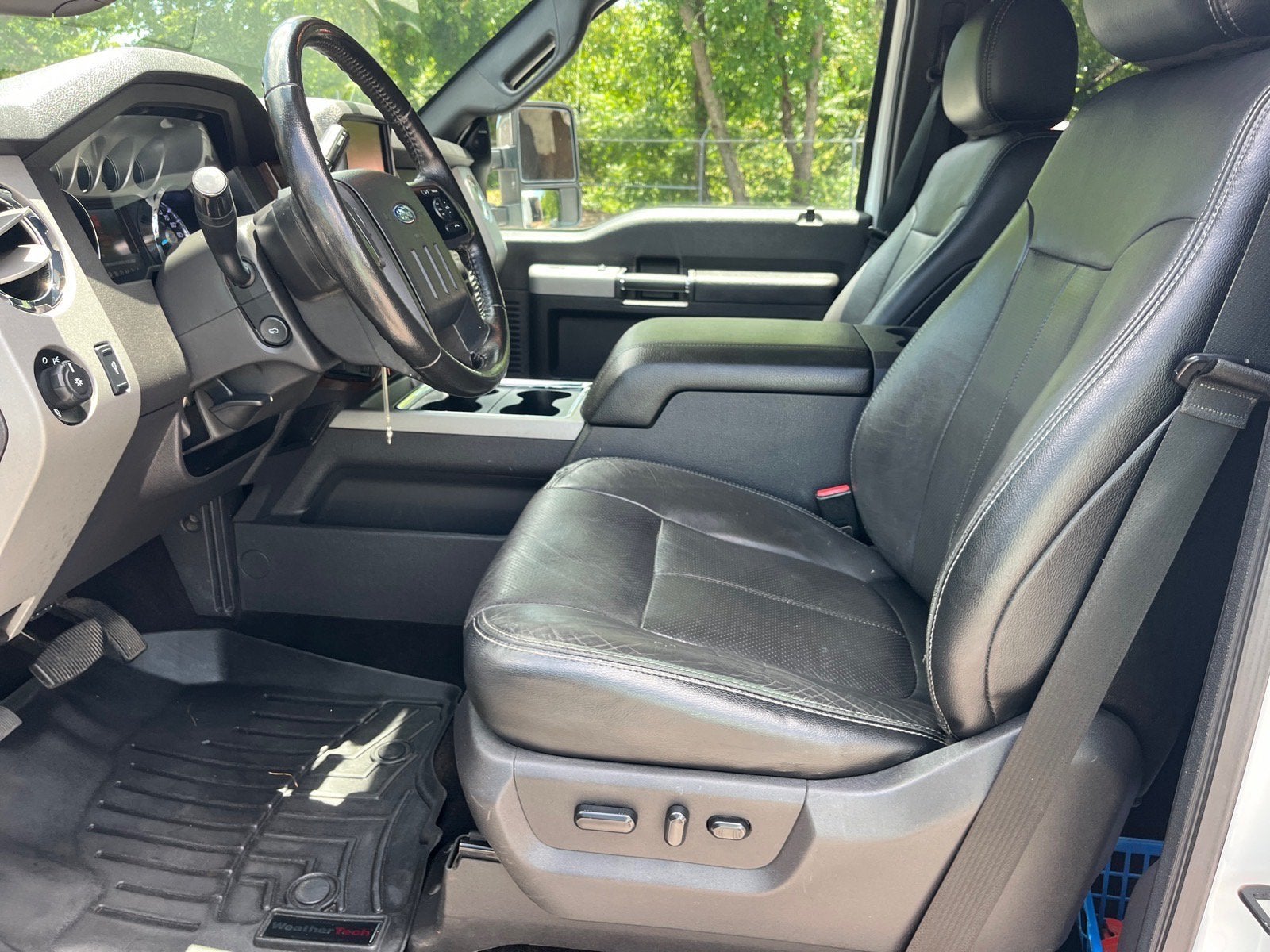 2015 Ford Super Duty F-250 SRW Lariat