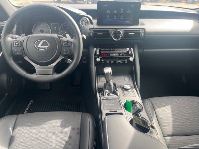 2025 Lexus IS IS 350 F SPORT Design